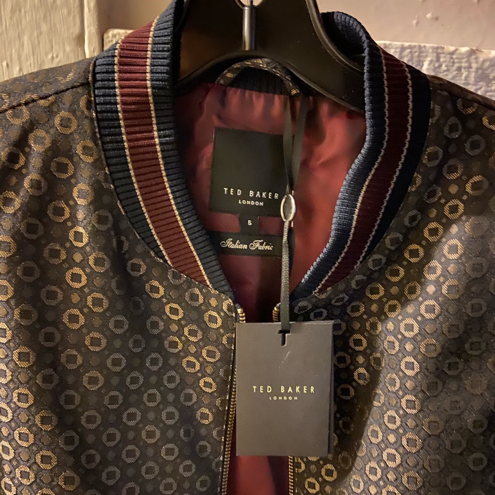 Beautiful Ted Baker WOTZIT Bomber jacket in Navy.